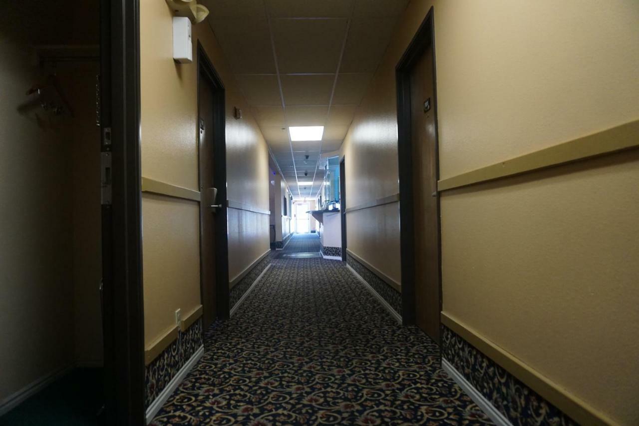 Super 8 By Wyndham Vernal Ut ภายนอก รูปภาพ